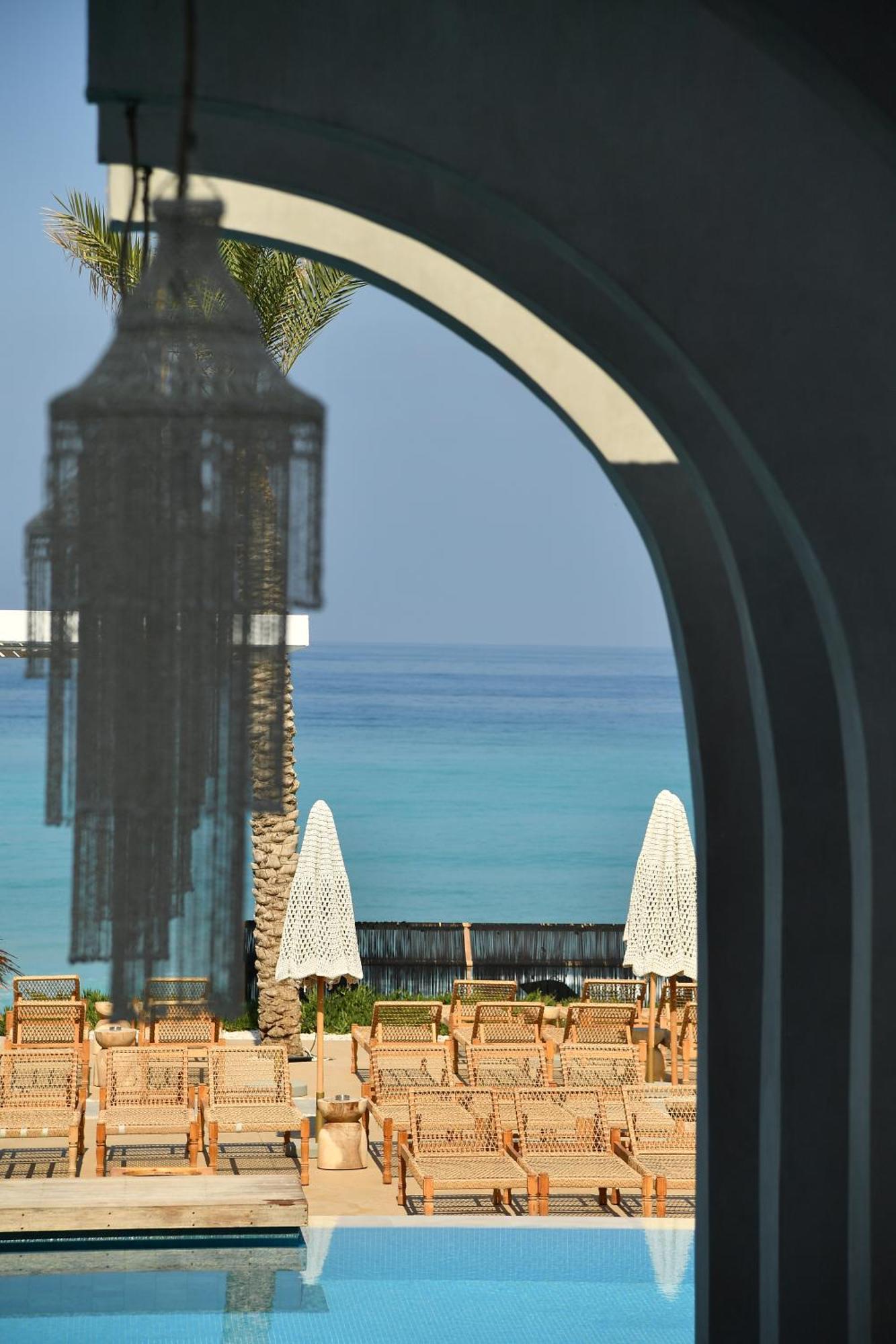 Ocean Blue Hotel & Resort -Jbeil Byblos Exteriör bild